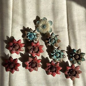 Vintage antique flower curtain tie backs pins tacks red & Blue chippy 1930-1940s